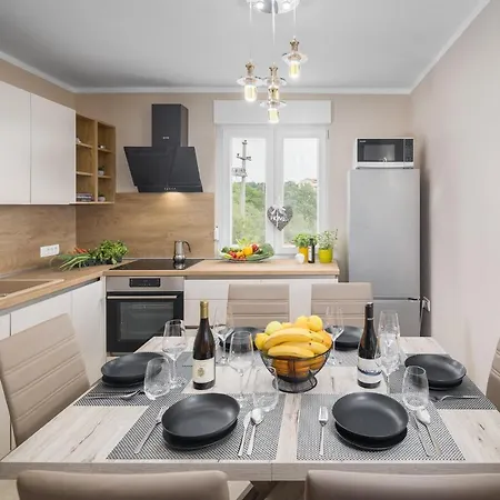 Rossini Superior Διαμέρισμα *