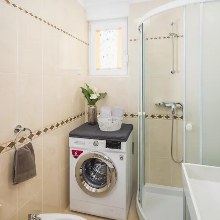 Διαμέρισμα Rossini Superior